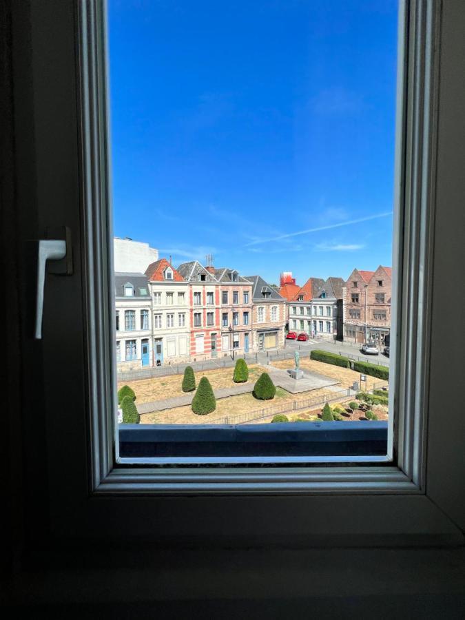 *Lasuite #3 Green* Valenciennes Luaran gambar
